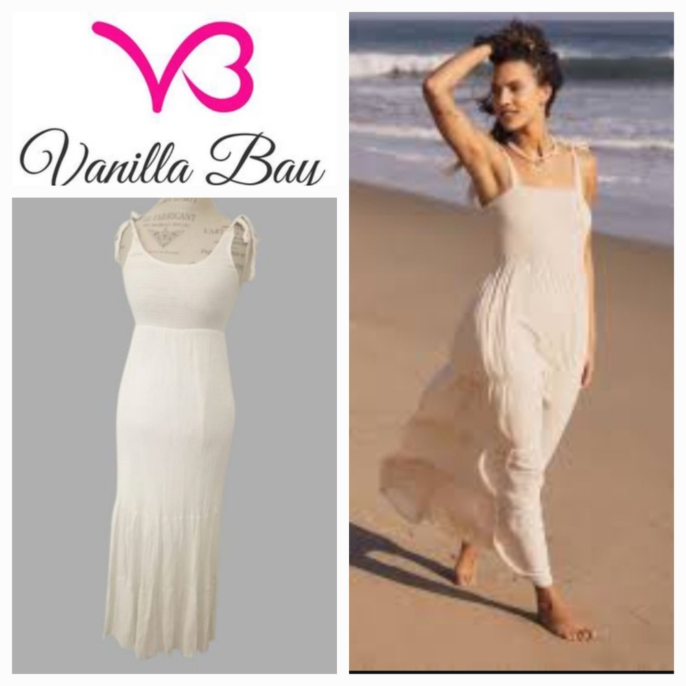 Vanilla Bay Ivory Tie shoulder Smocked dress Sz S